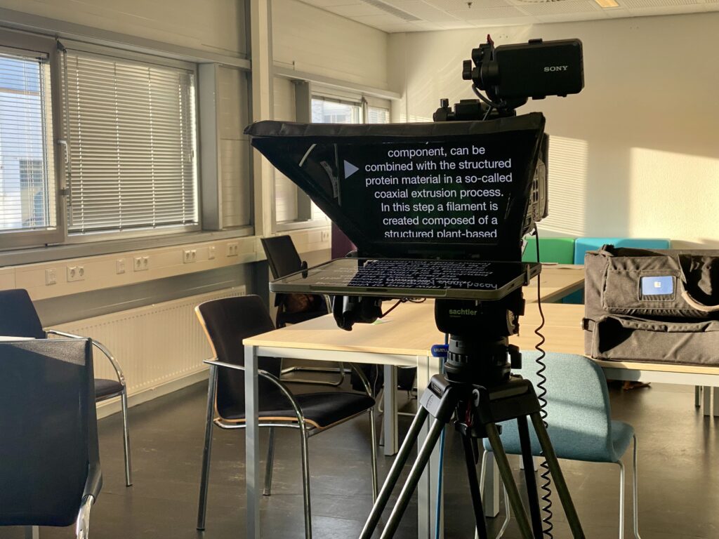 Autocue of teleprompter